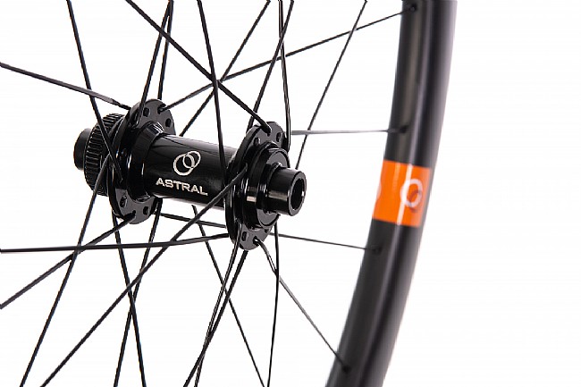 Astral Veil4 Stage One Carbon Disc Brake Wheelset Astral Veil4 Stage One Disc Brake Wheelset