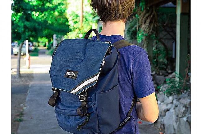 north street backpack