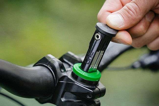 OneUp Components EDC Lite Carrier Tool 