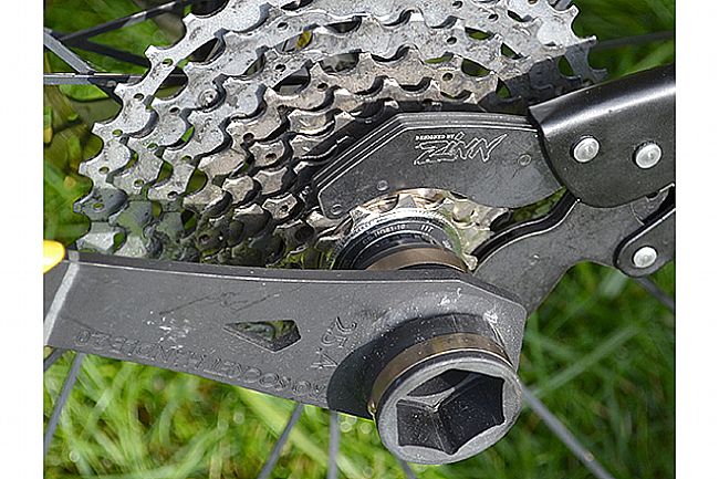 Pedros Cassette Lockring Socket W/ Guide Pin Pedros Cassette Lockring Socket W/ Guide Pin