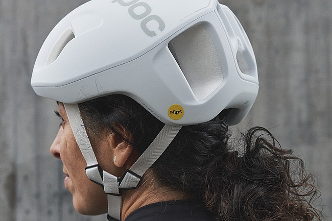 POC Ventral MIPS Road Helmet 