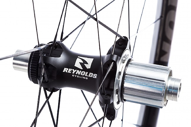 Reynolds Cycling Blacklabel Aero 46 Disc Wheelset Reynolds Cycling AERO 46 DB Wheelset