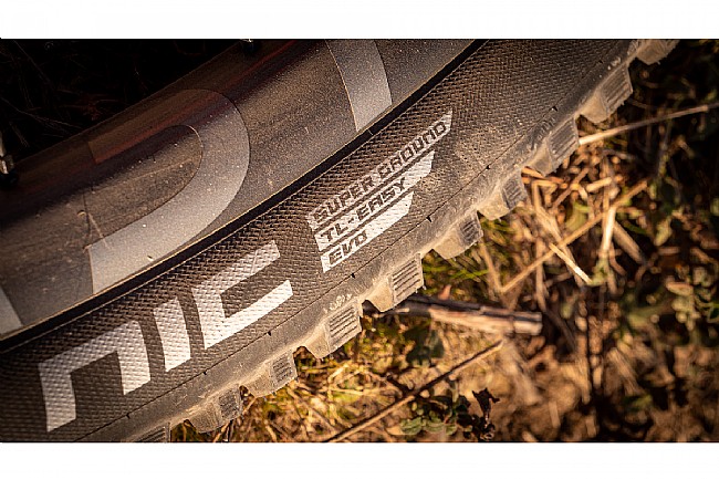 Schwalbe NOBBY NIC Super Ground 29 Inch MTB Tire Schwalbe NOBBY NIC Super Ground 29 Inch MTB Tire
