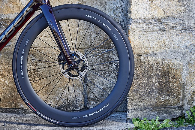 Shimano WH-R9270 C60-TL Dura-Ace Carbon Disc Wheelset 