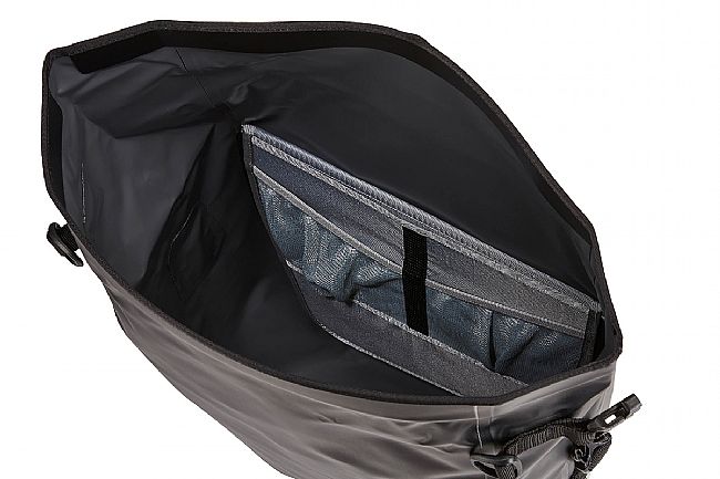 Thule Shield Pannier Set Thule Shield Pannier Set