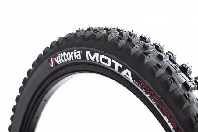 ビットリア(Vittoria) モタ トレイル チューブノンチューブ G2.0 Mota