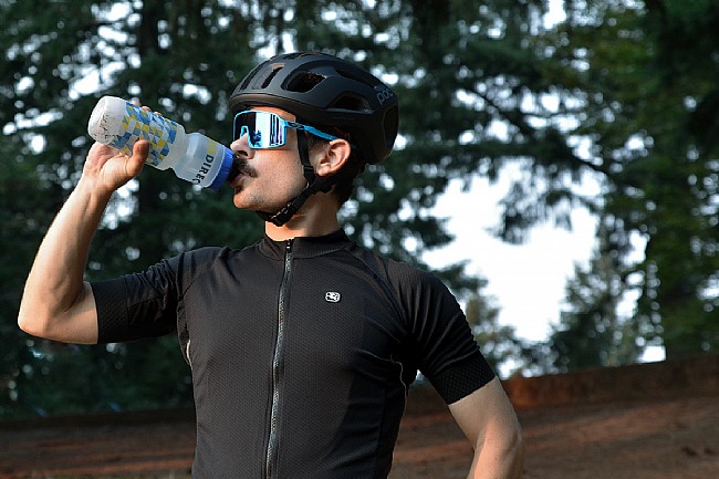 BikeTiresDirect Specialized Purist Water Bottle 26 oz. BikeTiresDirect Specialized Purist Water Bottle 26 oz.