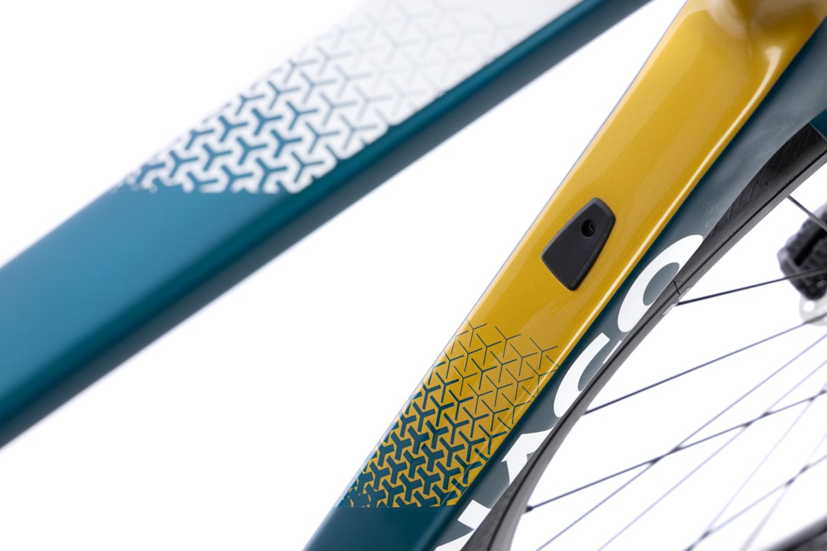 Matte Blue/Yellow